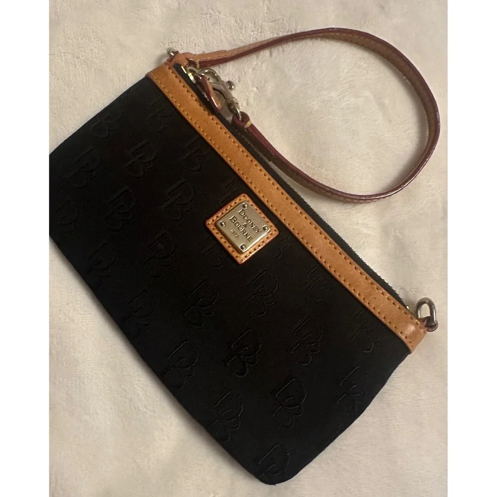 Dooney & Bourke Black Monogram Canvas Wristlet Pouch Tan Leather Trim Red Lining
